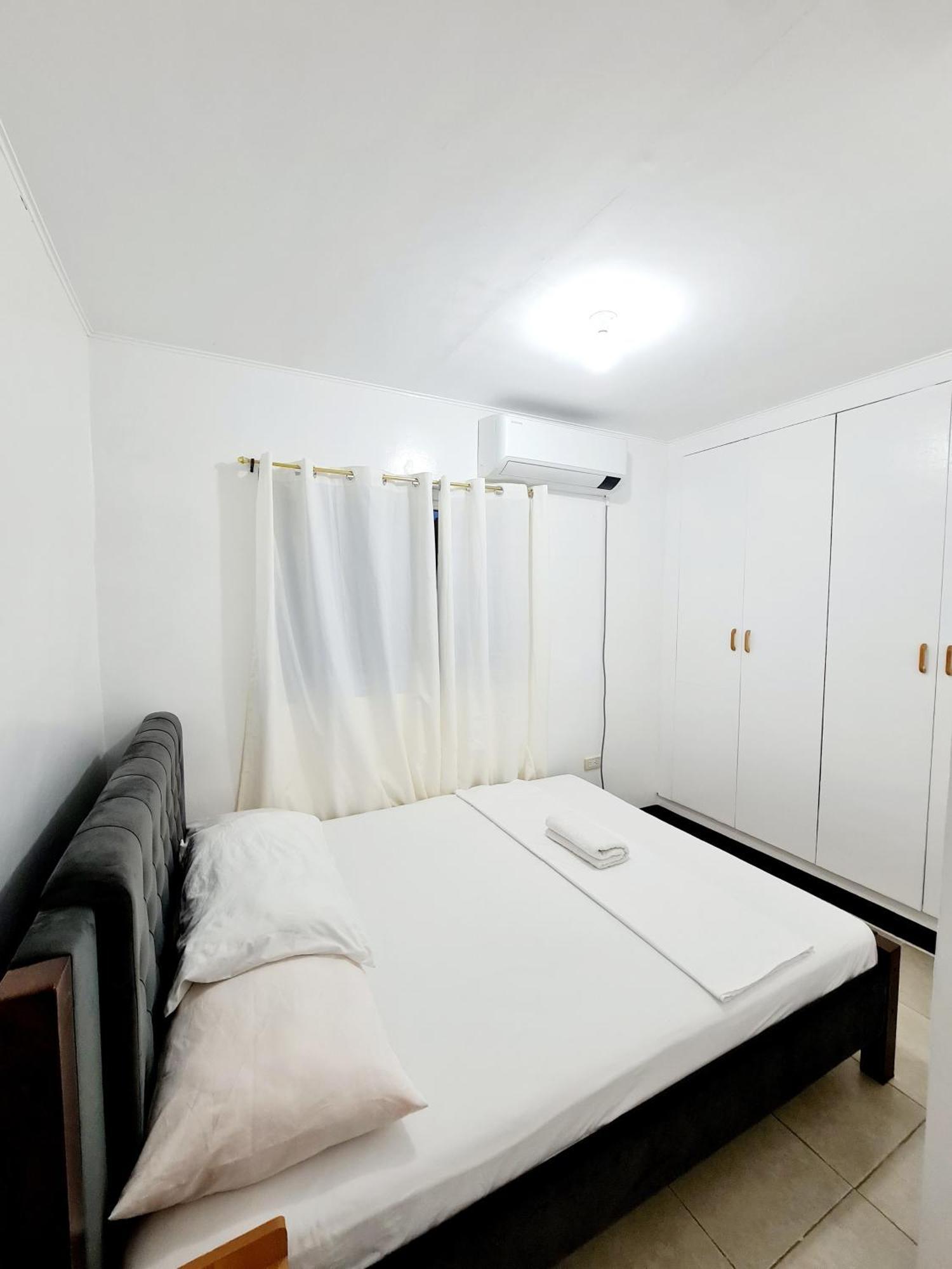Transient Maple L82 Holiday home Calapan